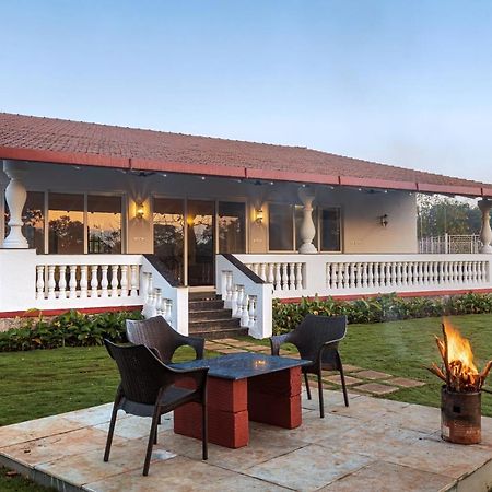 Saffronstays Mariposa By The River Rio, Karjat Exterior photo