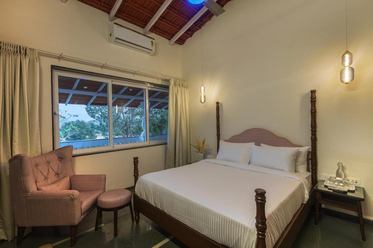 Saffronstays Mariposa By The River Rio, Karjat Exterior photo